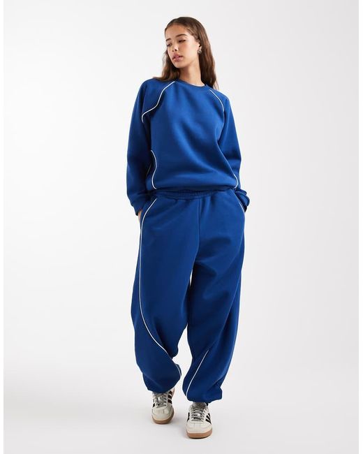 Felpa Sportiva Color Cobalto Con Profili A Contrasto di Collusion in Blue