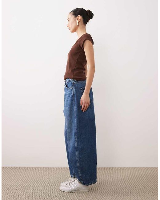 JDY Petite Blue Susie Mid Waist Barrel Leg Jeans