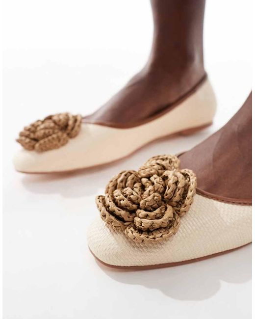 Glamorous White Flat Shoes With Woven Crochet Flower