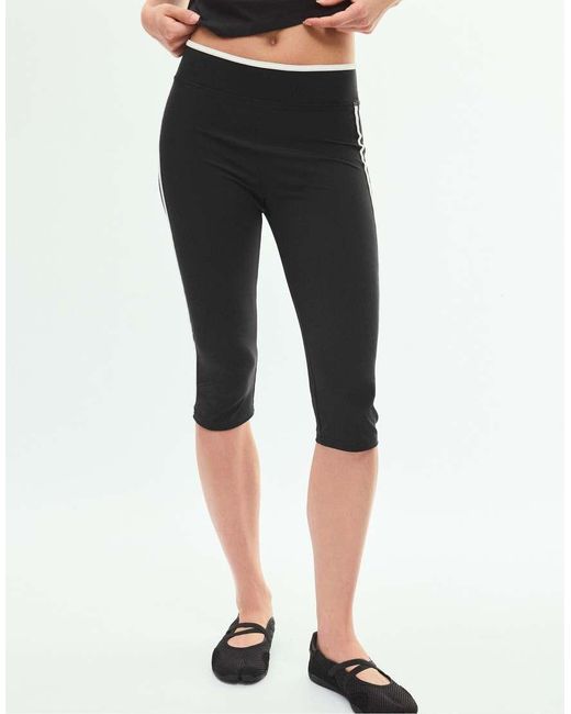 Stradivarius Black Side-stripe Capri leggings