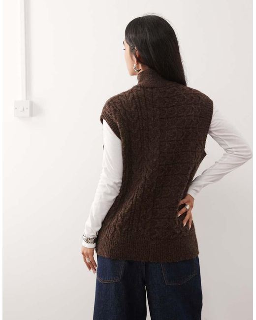 Reclaimed Vintage Brown Zip Through Cable Knitted Tank