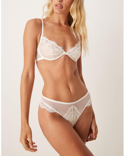 Aurora - string en dentelle - cassé ASOS en coloris Natural