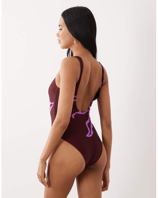 ASOS Celestie in het Purple