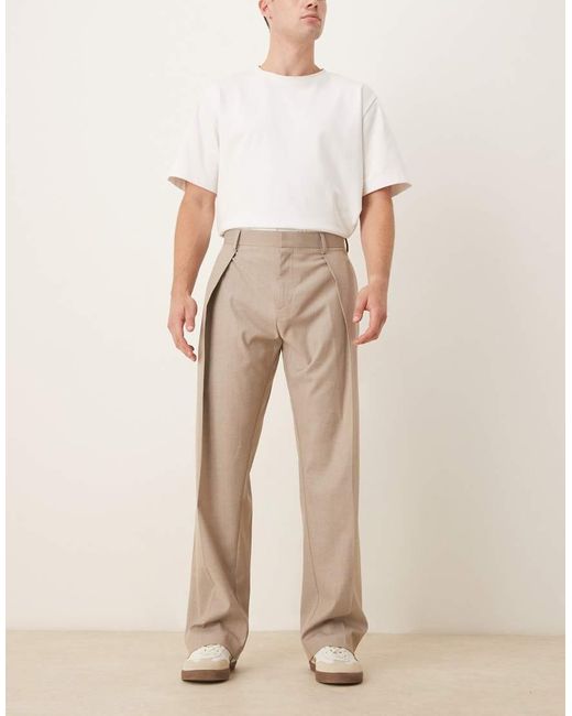 Pantalones De Vestir Beis De Pernera Ancha Con Raya Diplomática Y Pinzas Delanteras Profundas De -Neutro ASOS de hombre de color Natural