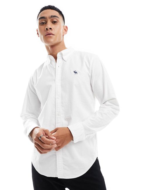 Camisa oxford blanca con logo icon Abercrombie & Fitch de hombre de color White