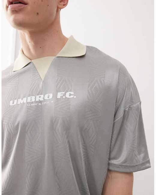 Maillot Umbro pour homme en coloris Gray