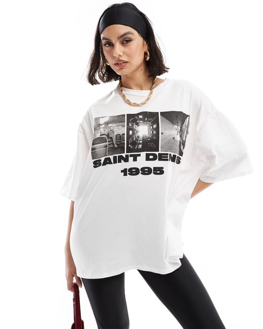 T-shirt oversize bianca con grafica "saint denis 1995" di ASOS in White