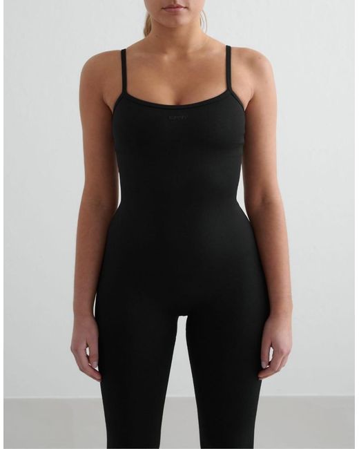 Body Moldeador Sin Costuras Shape De Aim'n de color Black
