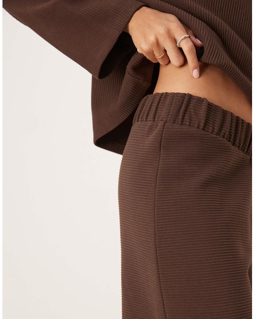Pantalon épais côtelé d'ensemble à coupe large - chocolat ASOS en coloris Brown