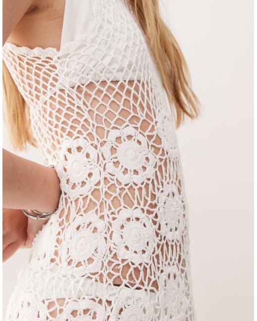 Robe courte au crochet - blanc Collusion en coloris Natural