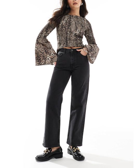 Jean droit stretch confortable - délavé ASOS en coloris Black