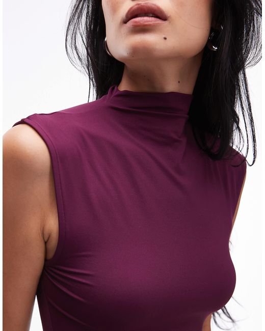 Robe longue en tulle à taille basse avec col montant - figue ASOS en coloris Purple