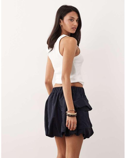 ARKET Utility Mini Bubbelrok in het Blue