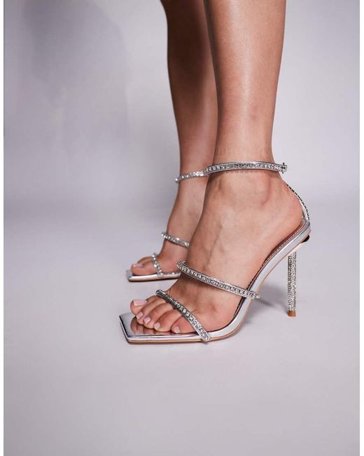 Public Desire Decadence in het Metallic