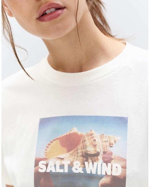 T-Shirt Color Ghiaccio Con Stampa Fotografica Di Conchiglia di Pull&Bear in White