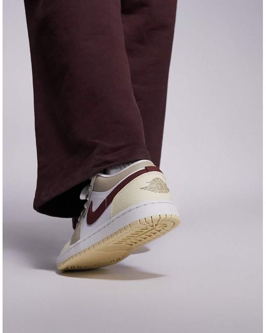 Zapatillas De Deporte Blancas Y Marrones Air 1 Low Se De Nike Nike de color Purple