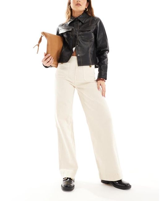 Stradivarius White D77 Straight Leg Jean With Button Detail