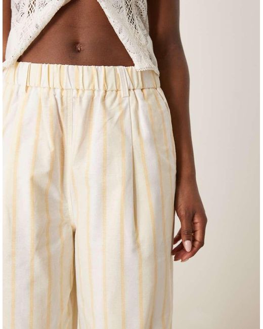 ASOS Gestreepte Broek Met Wijde Ronde Pijpen En Linnenlook in het Natural