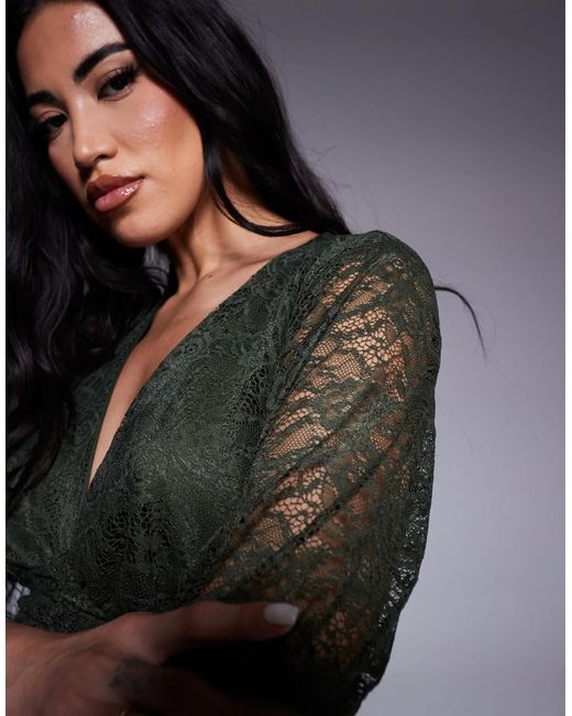 Robe mi-longue en dentelle à col v et manches courtes - kaki ASOS en coloris Green