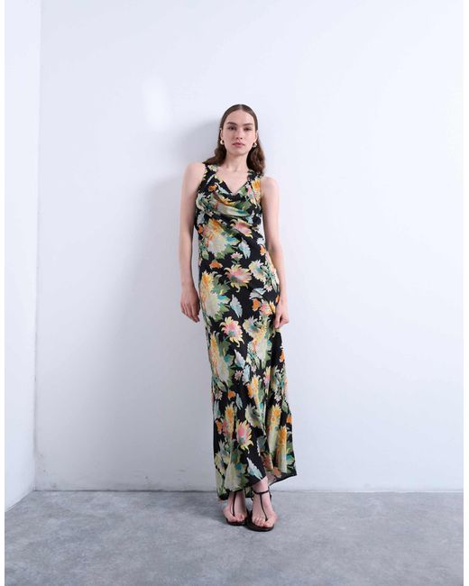 Robe longue à imprimé fleuri vintage avec col montant bénitier et coutures contrastantes TOPSHOP en coloris White