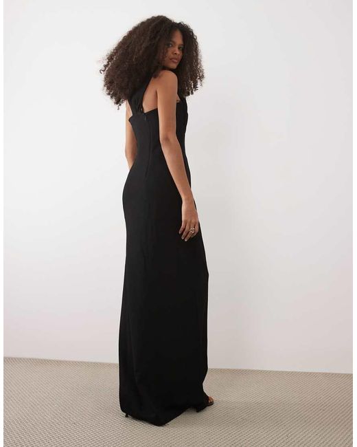 Capsule di Mango in Black