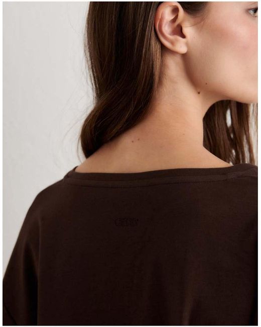 Elevated Aim'n de color Brown