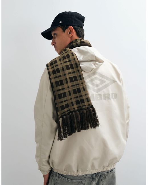 Umbro Brown Check Pattern Knitted Scarf for men