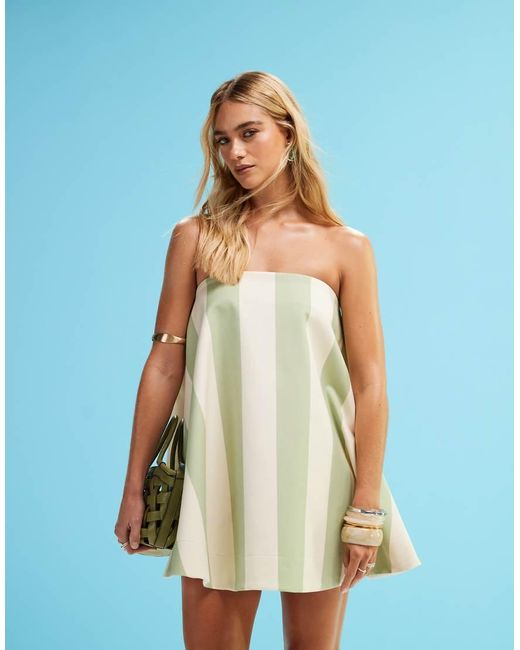 Lantern di ASOS in Blue