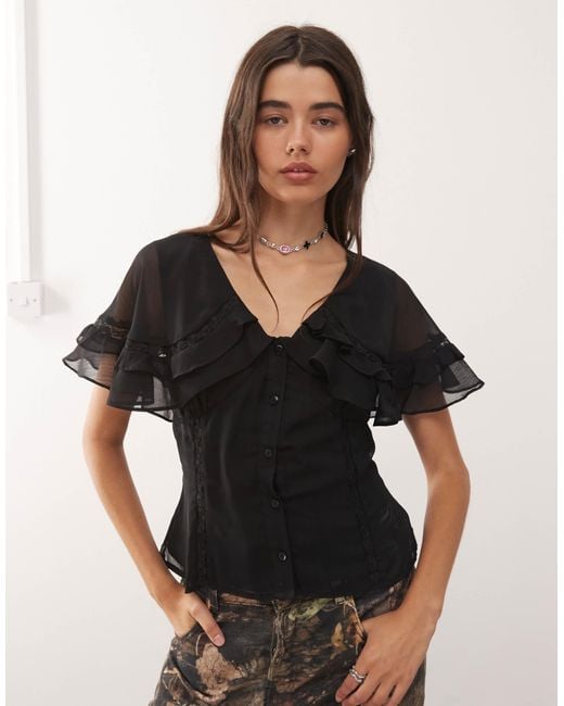 Reclaimed (vintage) Black Tea Top With Cape Collar