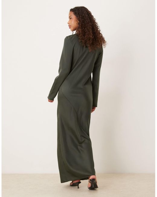 ASOS Green – maxi-schlupfkleid aus mattem satin