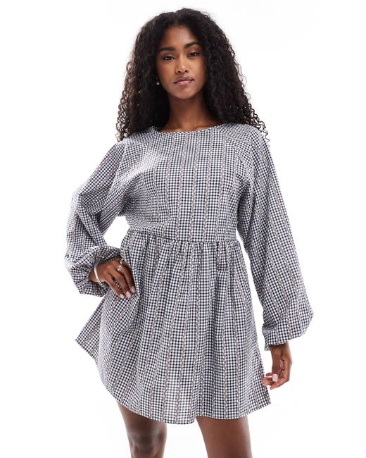 Daisy Street Gray – langärmliges hängerkleid mit em vichykaro- und blumenmuster
