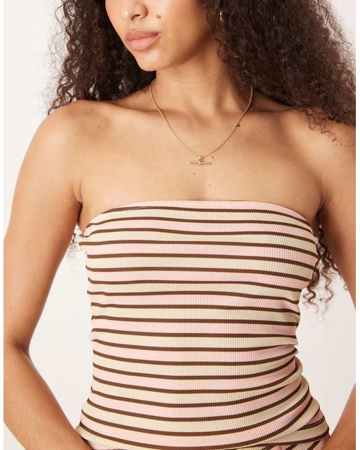 Top A Fascia Color Panna A Righe di ASOS in White