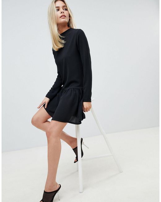 black long sleeve frill hem shift dress