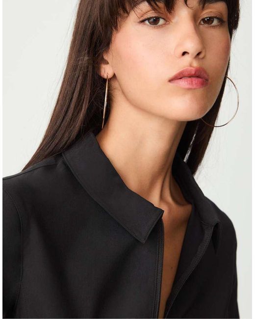 Stradivarius Black Fitted Shirt With Zip