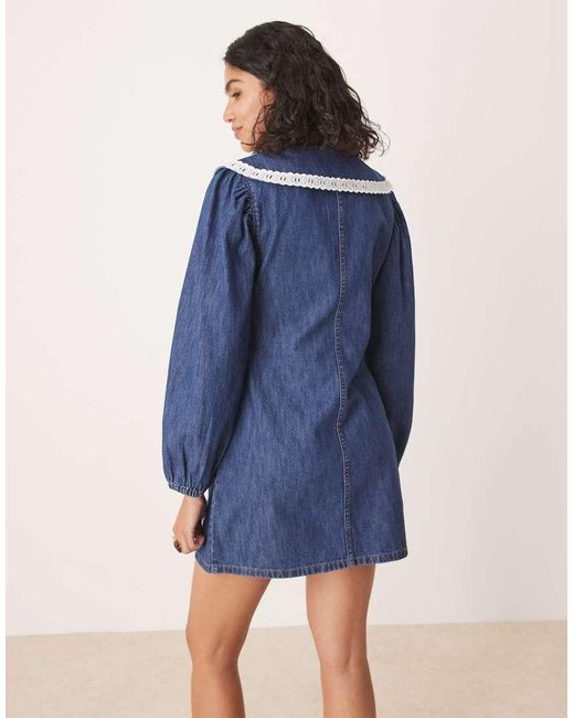 Vestido Vaquero Corto De Manga Larga Con Lavado Y Solapas Extragrandes De ASOS de color Blue