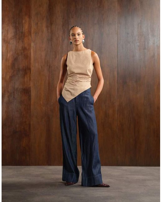 Pantalones Azules Con Pinzas Delanteras De Tejido Efecto Denim De (Parte De Un Conjunto) Mango de color Brown