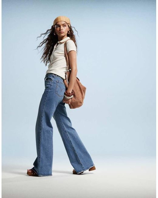 Vaqueros De Campana Claro De Talle Muy Alto Ribcage Bells De Levi's de color Blue