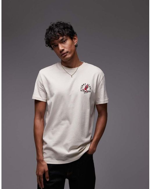 Tommy Hilfiger T-Shirt Met Grafische Print Op Linkerborst in het Natural voor heren