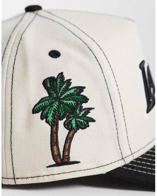KTZ White La Lakers E Frame Script Logo Contrast Peak Cap
