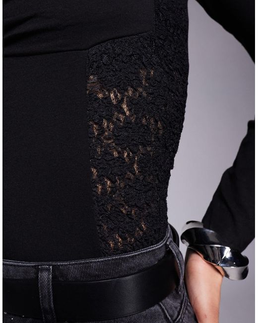 ASOS Black – langärmeliger body
