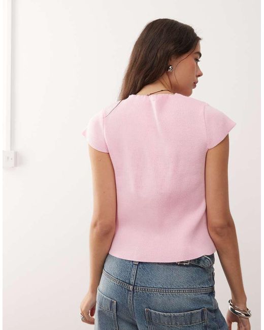 Top Rosa Chicle Abotonado De Canalé De Collusion de color Pink