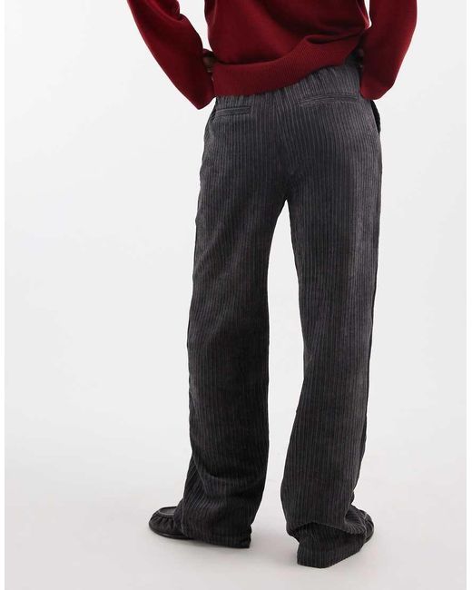 Pantaloni di ASOS in Red