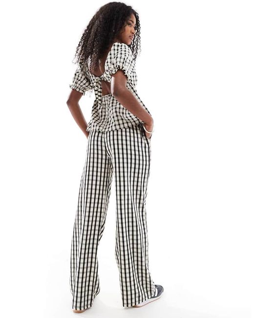 Daisy Street White Pull On Boxer Style Pants