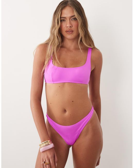 Maya - bas ASOS en coloris Red