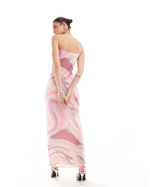 Robe longue bandeau et tube à imprimé ondoyant Pieces en coloris Pink