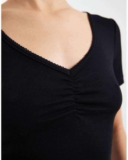 ONLY Black V-neck Ruched Detail Ribbed Crop T-shirt