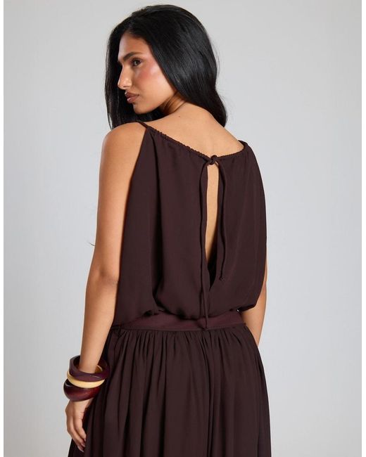 Missy Empire Brown Woven Ruched Tie Front Crop Top