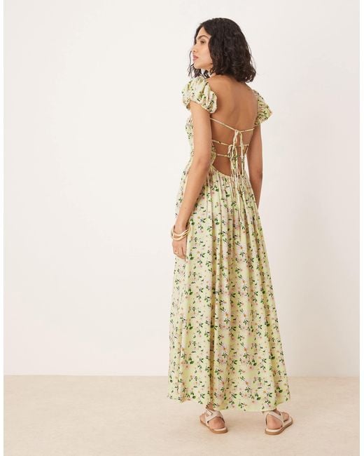 ASOS Natural – midikleid mit blumenmuster, eckigem ausschnitt und geraffter taille mit tunnelzug