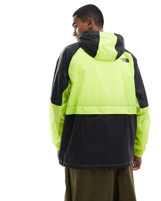 The North Face Green Himalia Packable Wind Jacket for men