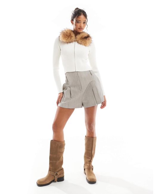 Top en maille zippé à col en fausse fourrure - écru Bershka en coloris White